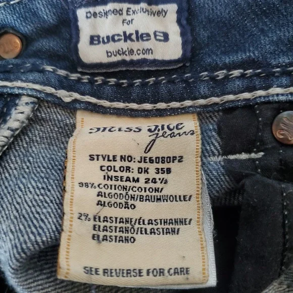 Miss Me Capri Cropped Jeans in Stretch Denim Roses Rhinestones Size 27 - Picture 5 of 14